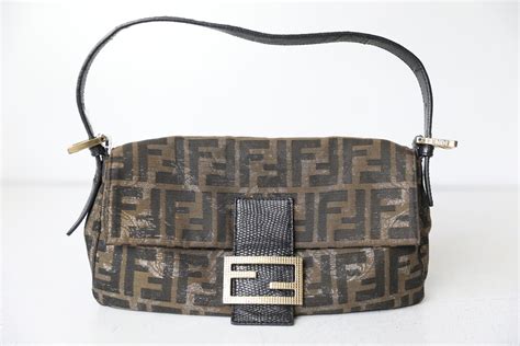 pre owned fendi baguette